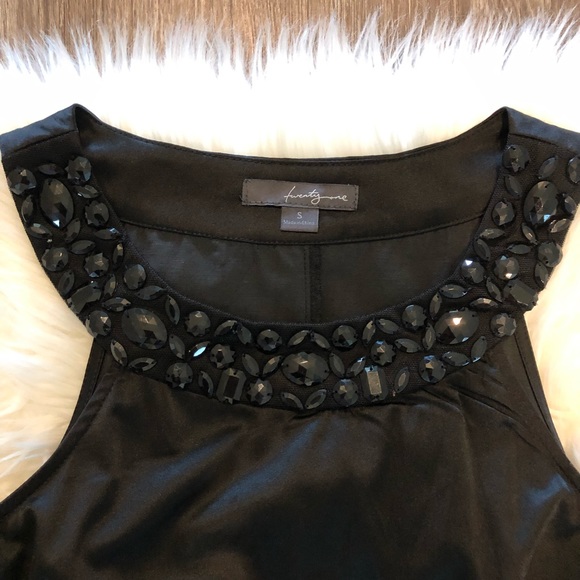 🌿2xHP🌿 Twenty One A-line Beaded Neckline Dress - Picture 2 of 7